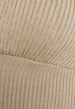 Promo ⭐ Prix Abordable Even&Odd Débardeur t-shirts et tops col en v profond femme 😍 8 Promo ⭐ Prix Abordable Even&Odd Débardeur t-shirts et tops col en v profond femme 😍 -Even&Odd Soldes Boutique 06d7816b8d2147e980a3239787d8066d