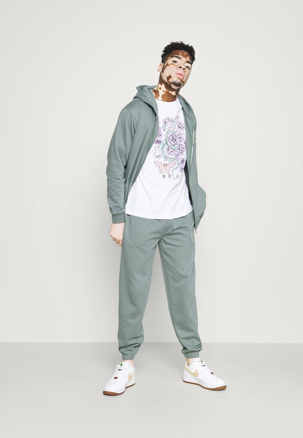 Grosses soldes ⌛ Prix Affortable Even&Odd UNISEX - T-shirt imprimé t-shirts col rond 🛒 4 Grosses soldes ⌛ Prix Affortable Even&Odd UNISEX - T-shirt imprimé t-shirts col rond 🛒 – Image 2