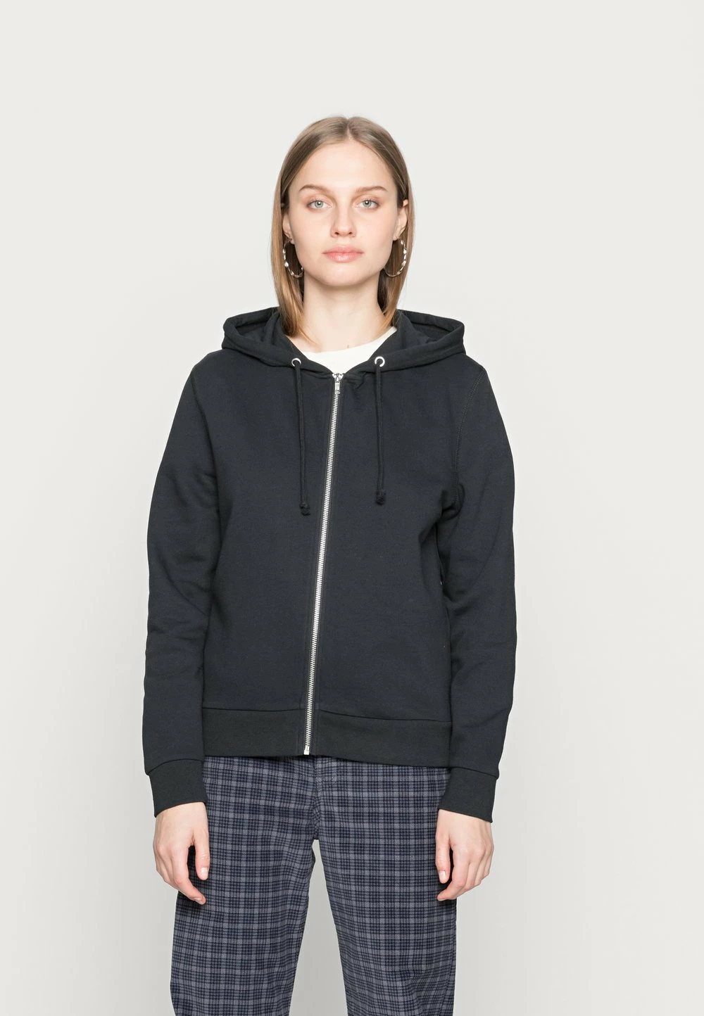 Offres 🛒 Prix Accessible Even&Odd REGULAR FIT ZIP THROUGH HOODIE - Sweat à capuche zippé sweats & sweats à capuche femme ✔️ 3 Offres 🛒 Prix Accessible Even&Odd REGULAR FIT ZIP THROUGH HOODIE - Sweat à capuche zippé sweats & sweats à capuche femme ✔️