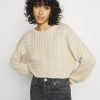 Bon marché 🧨 50% Off De Vente Even&Odd CROPPED LOOSE CABLE JUMPER - Pullover pulls et gilets col rond femme 😀