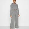 Tout neuf 🤩 Even&Odd SWEAT SET WIDE LEG TROUSER - Survêtement Prix Avantageux vestes haute femme 🔔 -Even&Odd Soldes Boutique 13dc782998d845f8904ccf34ef5b8ccc