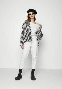 Les meilleures critiques de 🔔 Even&Odd Combinaison Prix Bradés combinaisons & salopettes couleur unie femme 🛒 11 Les meilleures critiques de 🔔 Even&Odd Combinaison Prix Bradés combinaisons & salopettes couleur unie femme 🛒 -Even&Odd Soldes Boutique 17d48a1f8f8049958566b05862672618