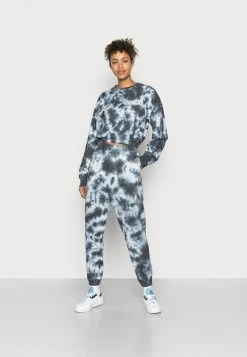Bon marché ⭐ Even&Odd Assurance De l’Authenticité SET - CROPPED SWEAT & JOGGER IN TIE DYE - Sweatshirt pantalons haute femme 🤩