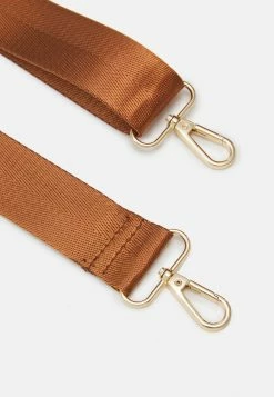 Les meilleures critiques de 🔔 Even&Odd Sac week-end En promotion sacs et bagages compartiment pour téléphone portable femme 💯 -Even&Odd Soldes Boutique 1ed7c086eba5407ca6d66e3dd8feeea5