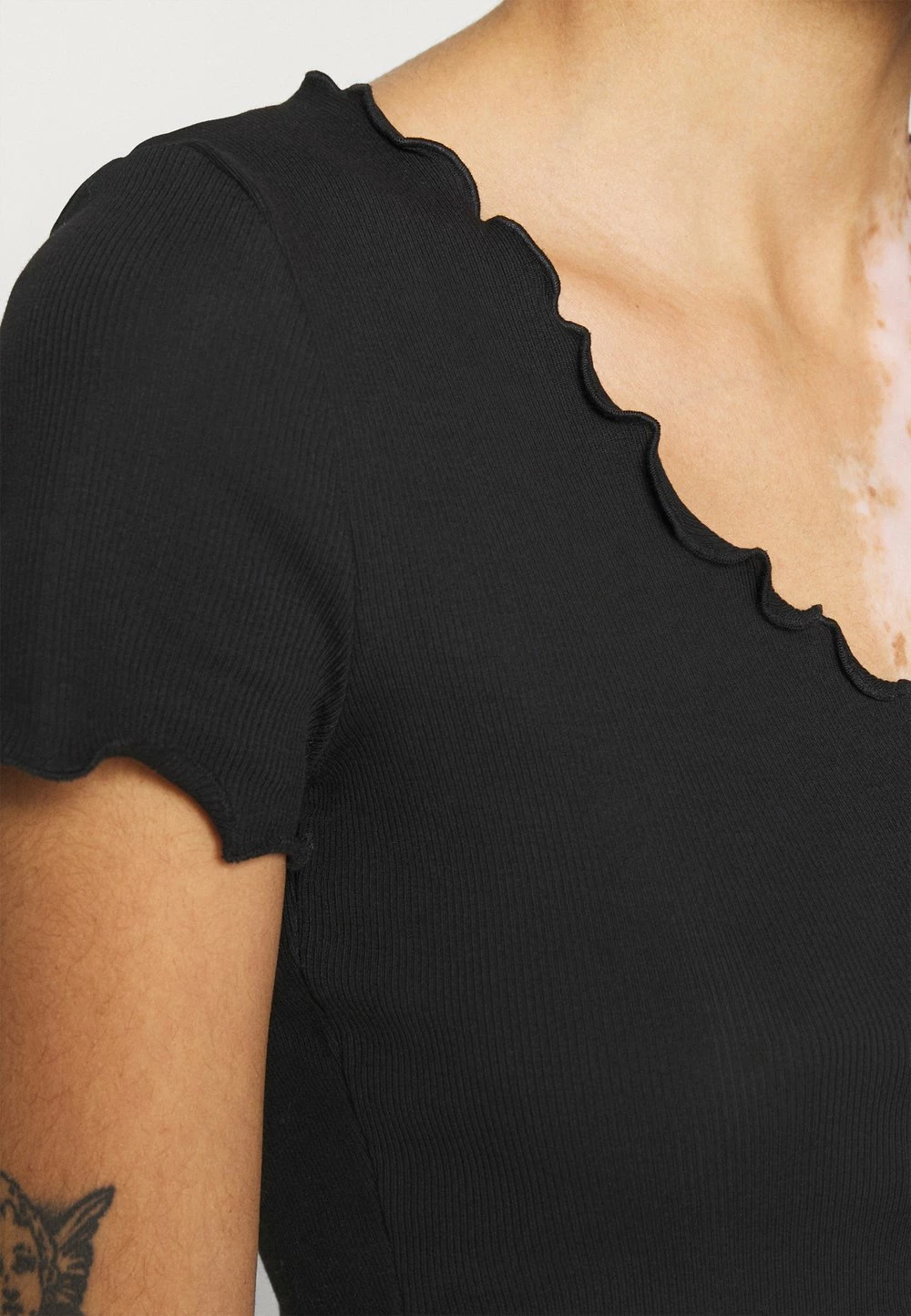 Remise 🔥 Bon Rapport Coût-Efficacité Even&Odd T-shirt basique t-shirts et tops encolure large ronde femme 🤩 8 Remise 🔥 Bon Rapport Coût-Efficacité Even&Odd T-shirt basique t-shirts et tops encolure large ronde femme 🤩 – Image 6