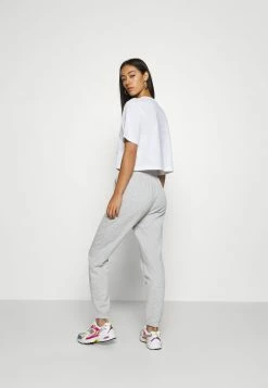 Bon marché 😀 Qualité Supérieure Even&Odd BASIC REGULAR FIT JOGGERS - Pantalon de survêtement pantalons haute femme 🌟 10 Bon marché 😀 Qualité Supérieure Even&Odd BASIC REGULAR FIT JOGGERS - Pantalon de survêtement pantalons haute femme 🌟 -Even&Odd Soldes Boutique 336889155a7c454bbd3ee265f4c31550