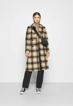 Meilleure vente ⭐ Even&Odd CROPPED BOXY ROLL NECK - Pullover Prix Refroidis pulls et gilets col roulé femme 😍 -Even&Odd Soldes Boutique 3eeeb85132fc4ba384bfad161ab2eb61