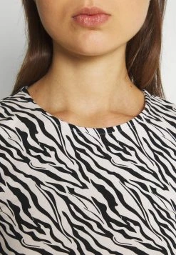 Budget 🧨 Qualité Supérieure Even&Odd 2 PACK - T-shirt à manches longues t-shirts et tops col rond femme 🔥 -Even&Odd Soldes Boutique 45067cdb3f534a979348756a7307444a