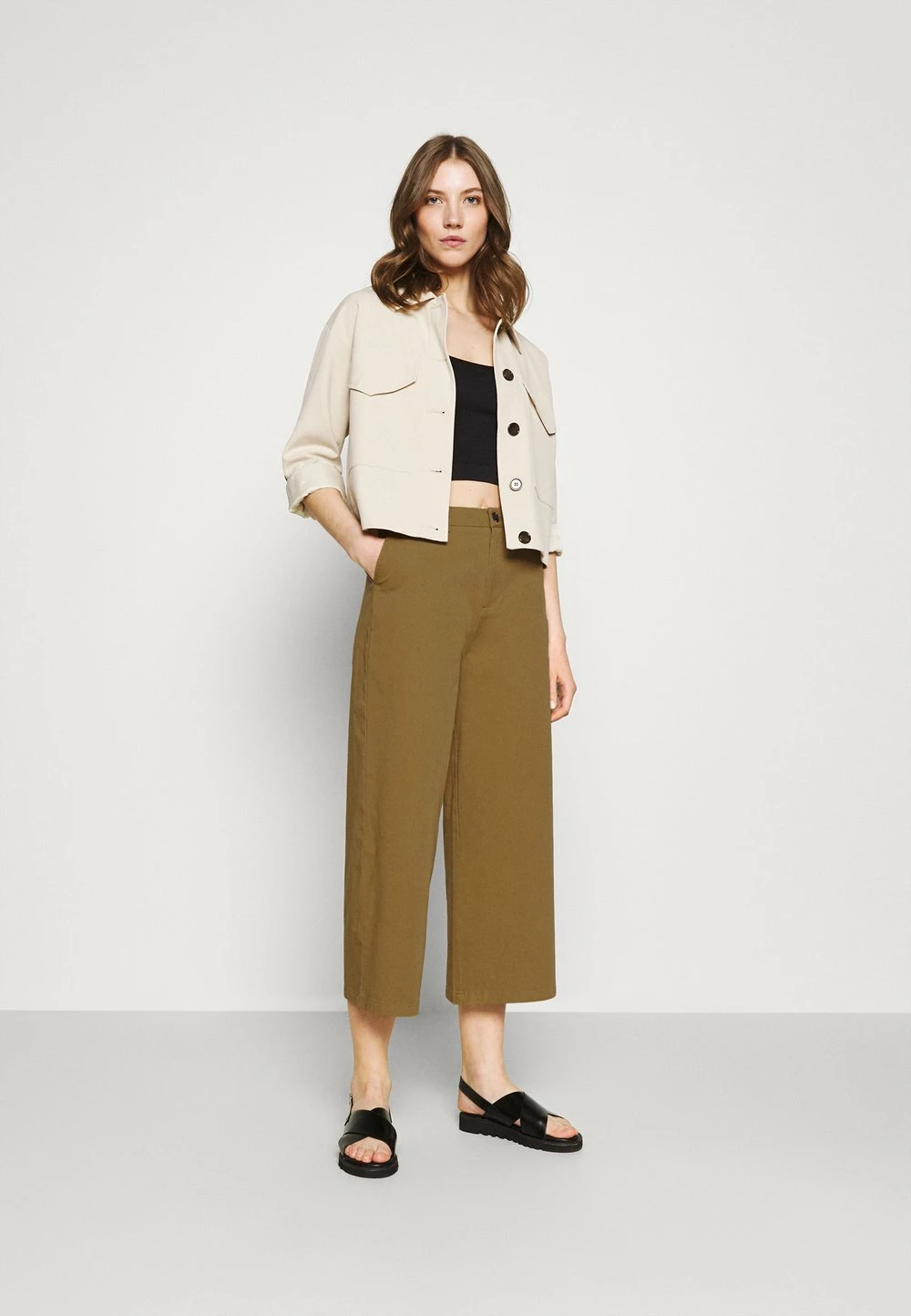 Acheter 🌟 Authentique 100% Even&Odd Wide cropped leg Chino - Pantalon classique pantalons haute femme 👏 4 Acheter 🌟 Authentique 100% Even&Odd Wide cropped leg Chino - Pantalon classique pantalons haute femme 👏 – Image 2