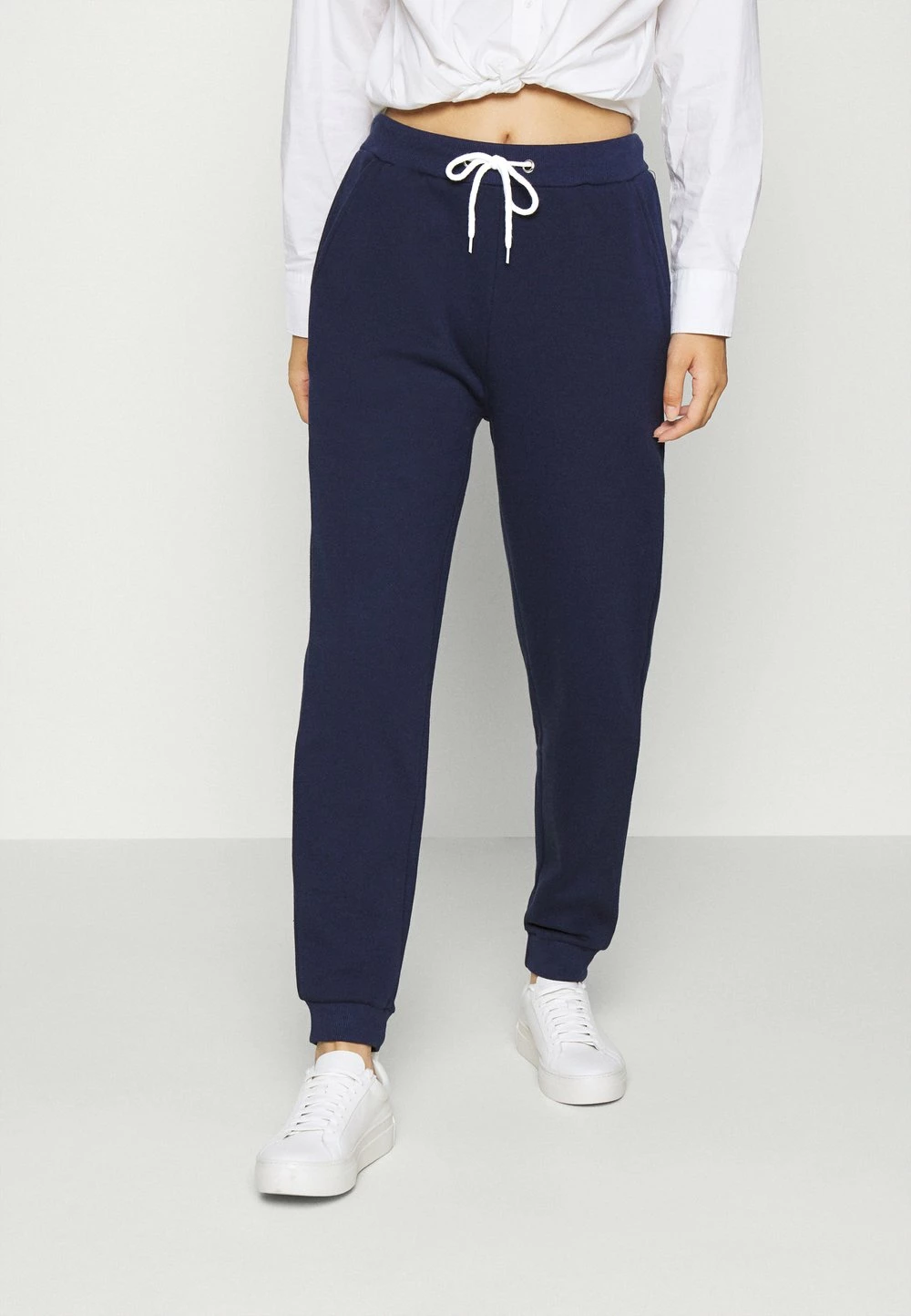 Budget ✨ Even&Odd Regular fit jogger with contrast - Pantalon de survêtement Prix Bradés pantalons haute femme 🛒 3 Budget ✨ Even&Odd Regular fit jogger with contrast - Pantalon de survêtement Prix Bradés pantalons haute femme 🛒