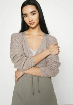 Les meilleures critiques de 🌟 Even&Odd Débardeur Haute Qualité t-shirts et tops col en v profond femme ✨ -Even&Odd Soldes Boutique 5bf8ad4014a44dd2bb9753543bc4fc4f