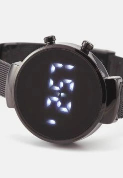 Remise ⭐ Even&Odd Qualité garantie 100% Montre à affichage digital montres fermoir coulissant femme ⭐ -Even&Odd Soldes Boutique 5e4abc3c6be64bf7abe69acde01f7e1a