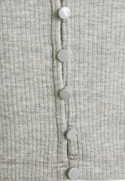 Les meilleures critiques de 😍 Even&Odd Prix Avantageux Blouse t-shirts et tops carmen femme ❤️ -Even&Odd Soldes Boutique 5fa60dc1b97b44349f9b91f3b94ff7f3