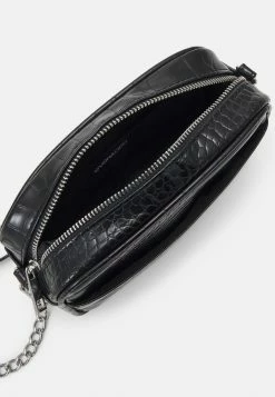 Meilleure affaire 🥰 Even&Odd Petit Prix Sac bandoulière sacs compartiment pour téléphone portable femme 😀 -Even&Odd Soldes Boutique 6d84cf8347a944f4a5be48e2f298094b