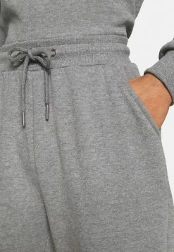 Coupon 🤩 Even&Odd Off Shoulder&Jogger Set - Sweatshirt Prix Dégriffé pulls et gilets haute femme ✔️ -Even&Odd Soldes Boutique 78ff92ab54f94c0f815f3d4ea350c16f