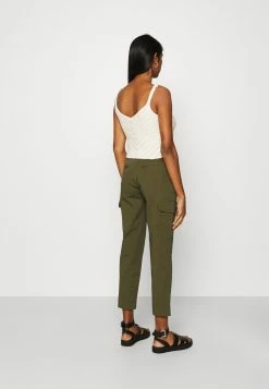 Le moins cher 👍 Even&Odd Cargo Chino pants - Pantalon classique 50% Off De Vente pantalons normale femme ❤️ -Even&Odd Soldes Boutique 7c90c150f4e0483db8e20e15deecbadd