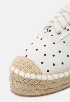 De gros 😍 Even&Odd Petit Prix Chaussures à lacets espadrilles rond femme 🧨 18 De gros 😍 Even&Odd Petit Prix Chaussures à lacets espadrilles rond femme 🧨 -Even&Odd Soldes Boutique 9117b7758d7849aa9c29a60a2fea1593