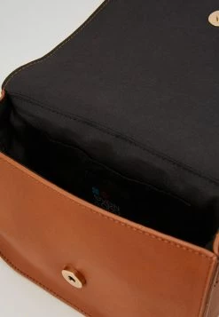 Promo ❤️ Even&Odd Prix Avantageux Sac bandoulière sacs fermoir aimanté femme 👍 14 Promo ❤️ Even&Odd Prix Avantageux Sac bandoulière sacs fermoir aimanté femme 👍 -Even&Odd Soldes Boutique 962a646a42d44daca075ea1944f7b633