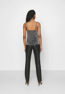 Vente flash 🔔 Vendre Even&Odd Débardeur t-shirts et tops encolure large ronde femme 💯 12 Vente flash 🔔 Vendre Even&Odd Débardeur t-shirts et tops encolure large ronde femme 💯 -Even&Odd Soldes Boutique 993701f0344843cf9afee07f52531a70