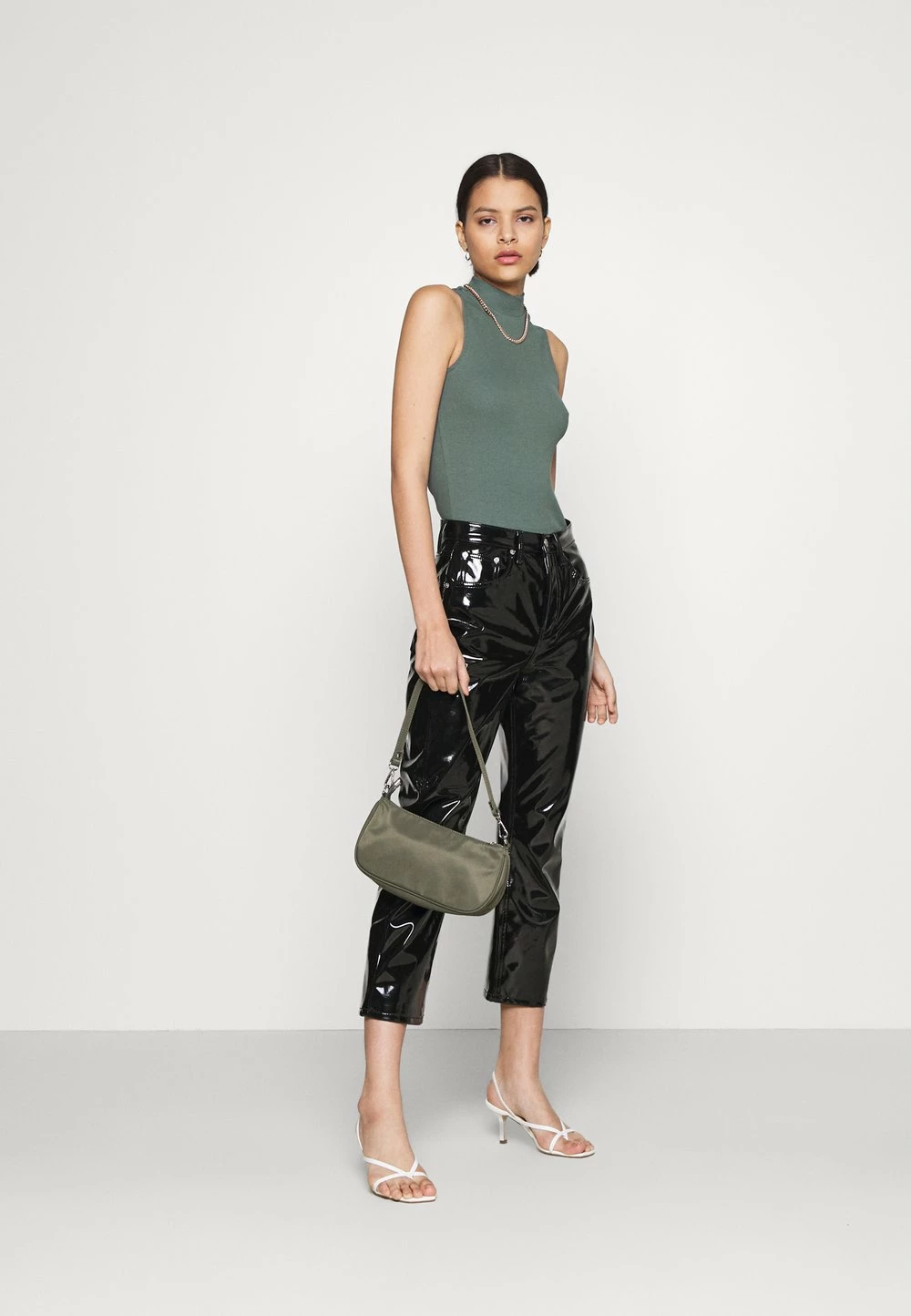 Promo 😀 Even&Odd Qualité Excellente Débardeur t-shirts et tops col officier femme 👍 4 Promo 😀 Even&Odd Qualité Excellente Débardeur t-shirts et tops col officier femme 👍 – Image 2