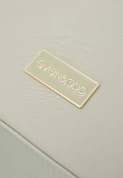 Tout neuf 🎉 Even&Odd Prix Sacrifiés Cabas sacs compartiment pour téléphone portable femme 🌟 11 Tout neuf 🎉 Even&Odd Prix Sacrifiés Cabas sacs compartiment pour téléphone portable femme 🌟 -Even&Odd Soldes Boutique a312f80c8d9840c3aed135638d45a1c5