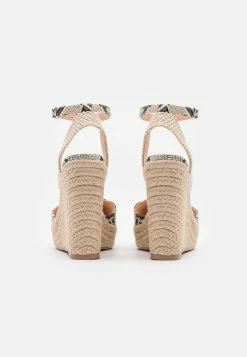 Top 10 🤩 Even&Odd 🩴 Sandales à plateforme Prix Acceptable espadrilles pointu femme 🎁 -Even&Odd Soldes Boutique b8e090590b824efab54810a30d739765
