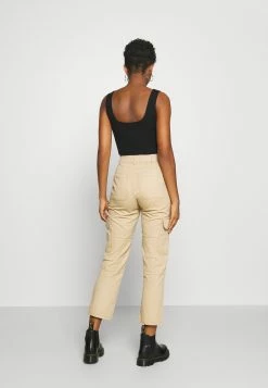 Nouveau 😉 Even&Odd Authentique 100% SQUARE NECK CROP 2 PACK - Débardeur t-shirts et tops encolure large ronde femme 😉 12 Nouveau 😉 Even&Odd Authentique 100% SQUARE NECK CROP 2 PACK - Débardeur t-shirts et tops encolure large ronde femme 😉 -Even&Odd Soldes Boutique b915f07bc63a46b4a1e41eb54baacf45