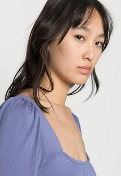 Tout neuf ✔️ Even&Odd Réduction SHIRRING DETAIL LONG SLEEVE CROP WITH GATHER - T-shirt à manches longues t-shirts et tops col carré femme 😀 -Even&Odd Soldes Boutique bc04be7d80b849d980efcc9b6f9257a8