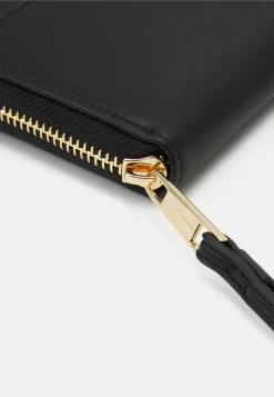 Meilleure affaire 😍 Even&Odd Portefeuille Prix Affortable petite maroquinerie compartiment à monnaie femme 🥰 9 Meilleure affaire 😍 Even&Odd Portefeuille Prix Affortable petite maroquinerie compartiment à monnaie femme 🥰 -Even&Odd Soldes Boutique bdd8b8d6417d42b4a39be909122ca0cd