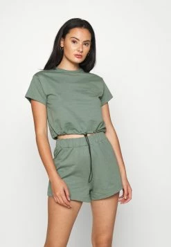 Bon marché ✔️ Even&Odd Promos SET - Sweatshirt and Short - Short shorts normale femme 🎉