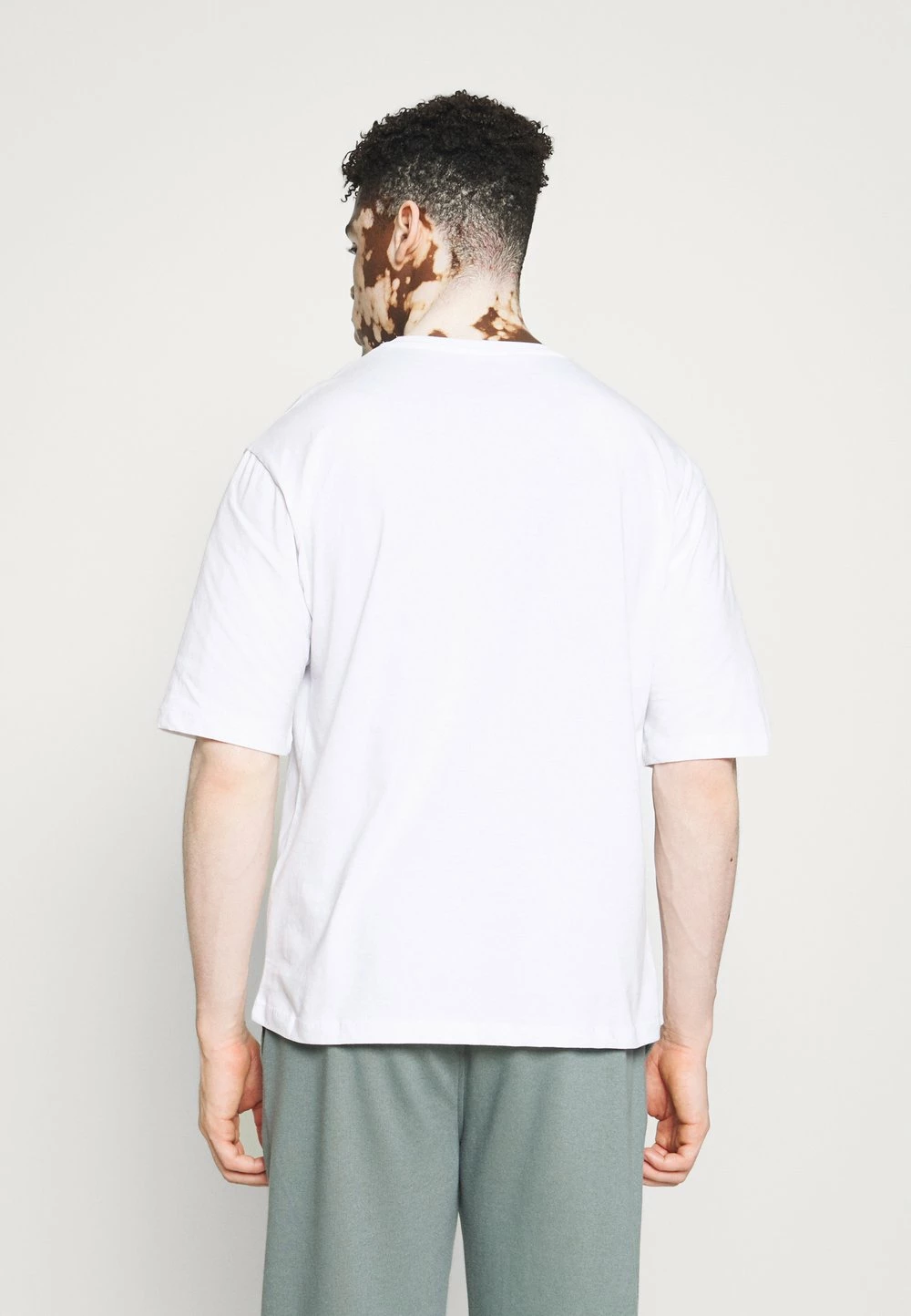 Grosses soldes ⌛ Prix Affortable Even&Odd UNISEX - T-shirt imprimé t-shirts col rond 🛒 5 Grosses soldes ⌛ Prix Affortable Even&Odd UNISEX - T-shirt imprimé t-shirts col rond 🛒 – Image 3