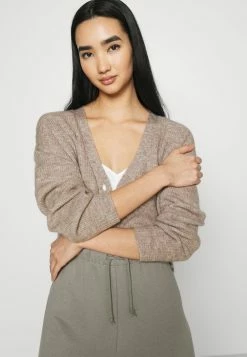 Acheter ⭐ Even&Odd Haute Qualité Gilet pulls et gilets col en v profond femme 👍 14 Acheter ⭐ Even&Odd Haute Qualité Gilet pulls et gilets col en v profond femme 👍 -Even&Odd Soldes Boutique cf61f62d28d345b1ae2d0668349709c5