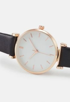 Meilleur prix 🧨 Even&Odd Montre Un Tarif Préférentiel montres boucle ardillon femme 🔔 -Even&Odd Soldes Boutique d0743e3b5c1647d6b5e59a94cf7d57ce