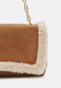 Grosses soldes 🧨 Even&Odd Sac bandoulière Petit Prix sacs fermoir aimanté femme 🛒 9 Grosses soldes 🧨 Even&Odd Sac bandoulière Petit Prix sacs fermoir aimanté femme 🛒 -Even&Odd Soldes Boutique d38145e25a4448698b4d02348a96089c