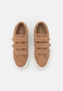 Remise 🥰 Prix Imbattable Even&Odd Baskets basses 👟 sneakers rond femme 💯 -Even&Odd Soldes Boutique d58d3a2c4faf494b9478e083a6e1018b