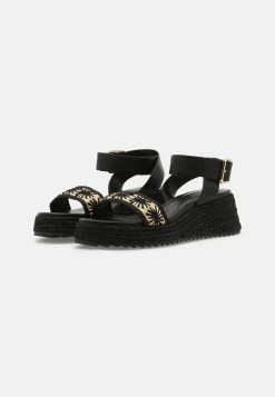 Les meilleures critiques de ✨ Even&Odd 🩴 Sandales à plateforme En promotion espadrilles ouvert femme 👏 -Even&Odd Soldes Boutique d754ad088f134c4990c4c1d1b21d879d