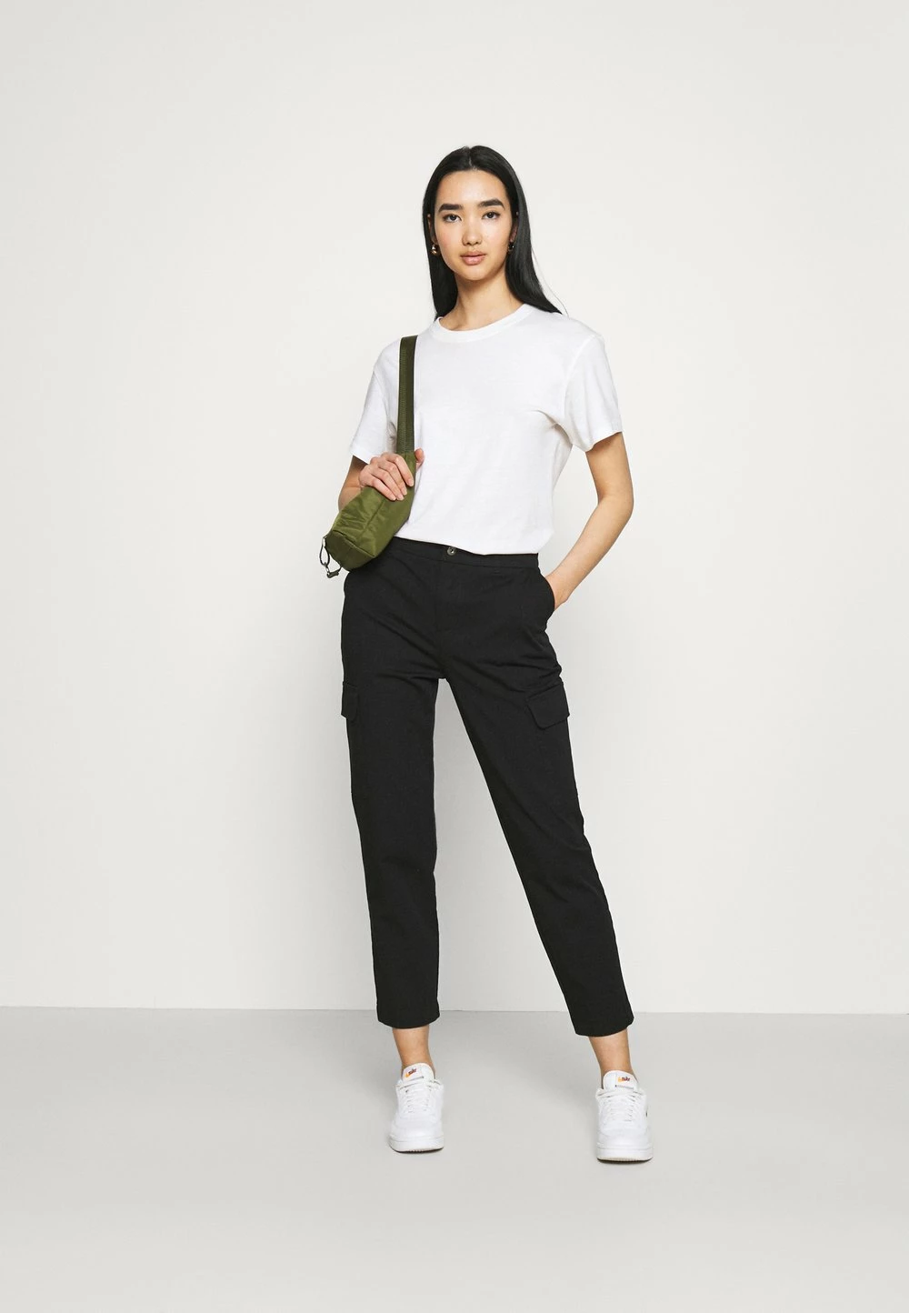 Meilleure affaire 😍 Even&Odd Cargo Chino pants - Pantalon classique Prix Abordable pantalons normale femme ❤️ 4 Meilleure affaire 😍 Even&Odd Cargo Chino pants - Pantalon classique Prix Abordable pantalons normale femme ❤️ – Image 2