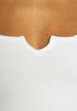 Promo 🧨 Even&Odd Prix Gelé 3 PACK - Débardeur t-shirts et tops col carré femme 😍 -Even&Odd Soldes Boutique f2a7a3e488114e10904e75687829f95f