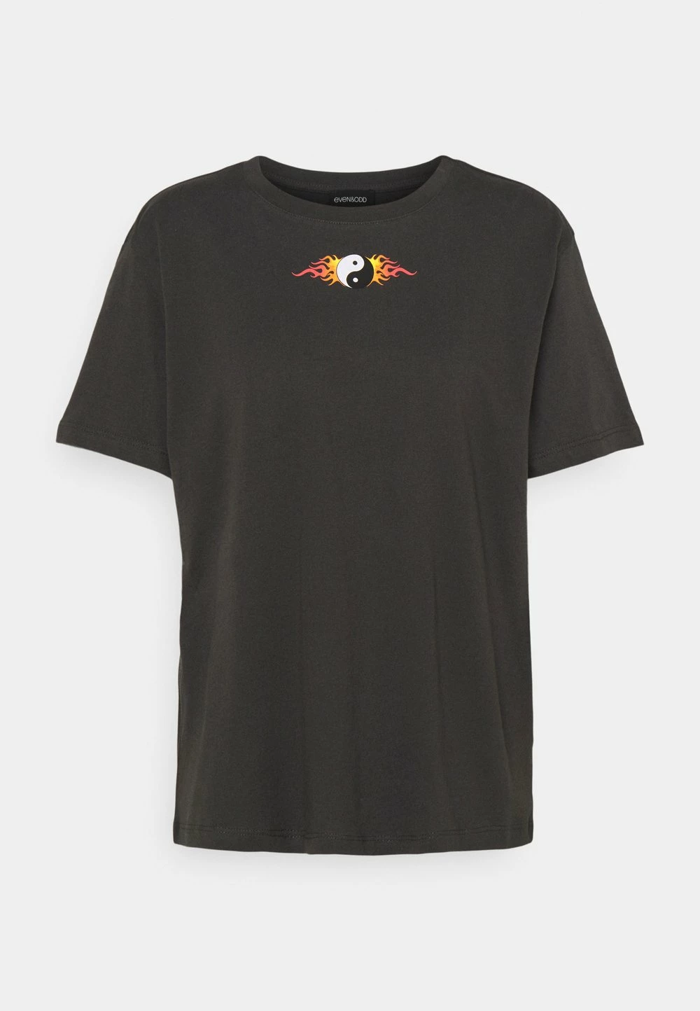 Promo 👍 Even&Odd CLARE YIN YANG FLAMES SMALL PRINT TEE / 801 - ANTHRACITE - T-shirt imprimé Produit de première qualité t-shirts et tops col rond femme ✔️ 7 Promo 👍 Even&Odd CLARE YIN YANG FLAMES SMALL PRINT TEE / 801 - ANTHRACITE - T-shirt imprimé Produit de première qualité t-shirts et tops col rond femme ✔️ – Image 5