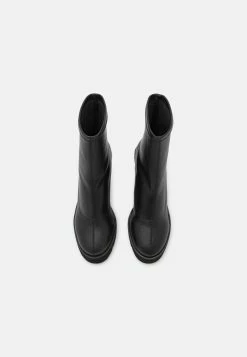 Offres ⌛ Even&Odd Prix Dynamité Bottines à plateau talons hauts rond femme ✔️ -Even&Odd Soldes Boutique fe7cc1dc39fa4cc5a5ebc6493093f4d6